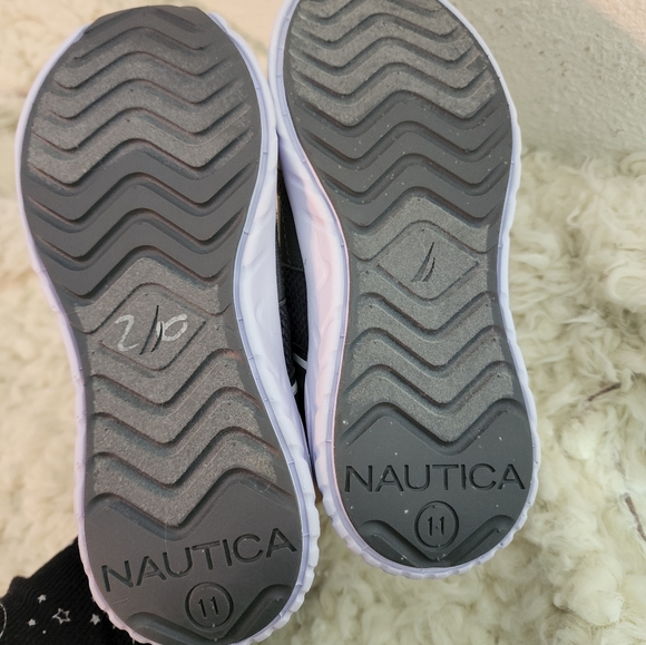 Shoes - Picture 3 of 6